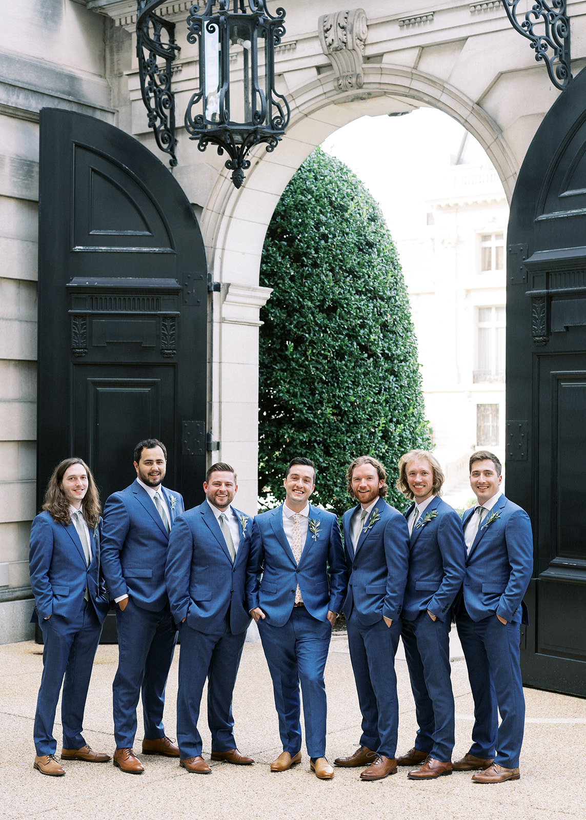 GROOM WITH GROOMSMEN OUTSIDE AT LARZ ANDERSON HOUSE
