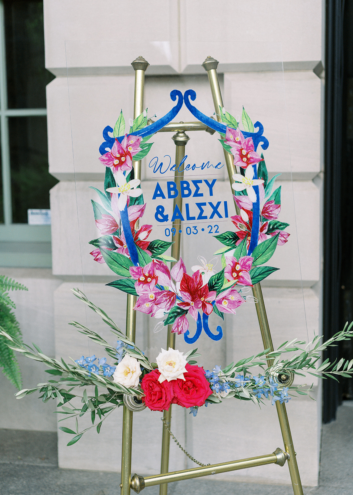 WELCOME SIGN AT LARZ ANDERSON HOUSE WEDDING CEREMONY